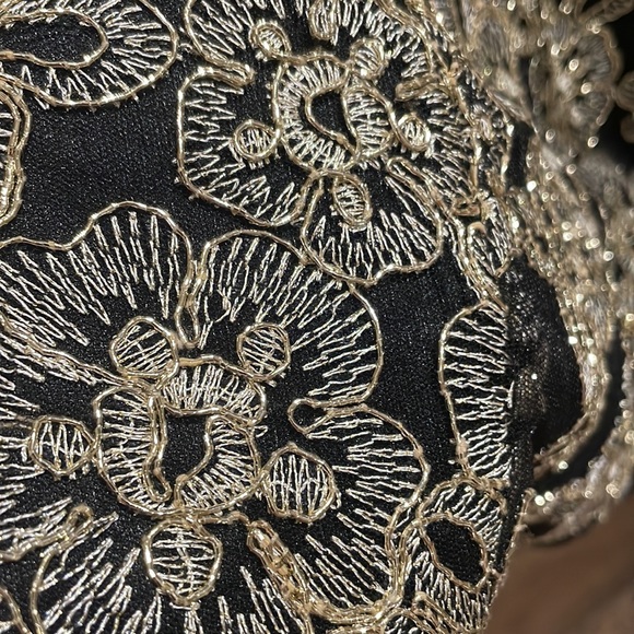 Francesca’s Black and Gold Embroidered Top - Picture 5 of 6